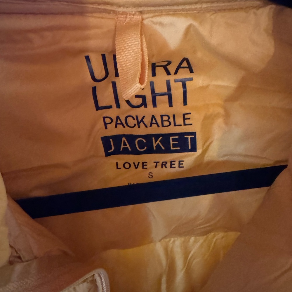 Light Tree Ultra Light Weight Packable Women’s Yellow Puffer Jacket - Picture 3 of 3